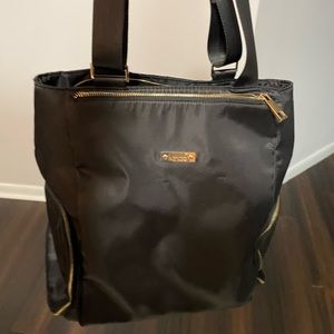 Kiinde Anika laptop breast pump bag with cooler